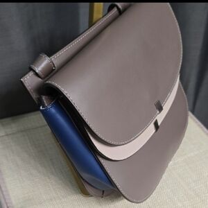 Varriale Italian Leather Crossbody Bag EUC